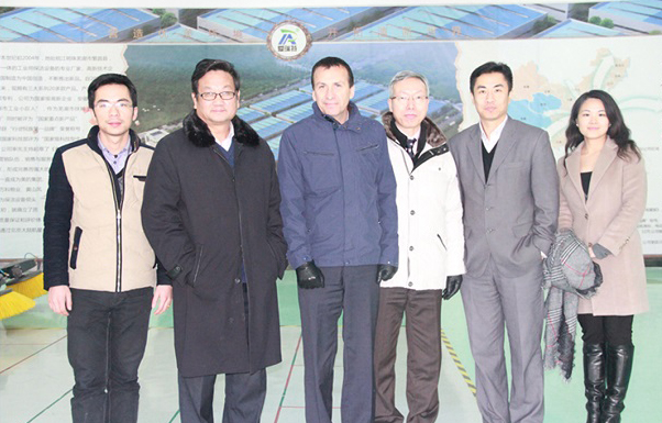 美國坦能亞太區(qū)執(zhí)行董事Mr.Mauro Compagnoni一行蒞臨我司參觀、交流