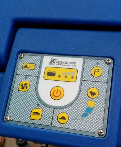 【企業(yè)快訊】手推式洗地機(jī)熱銷：小身材，大用處