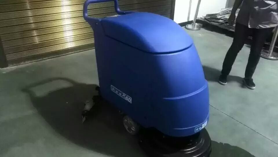 【企業(yè)快訊】寧德新能源集團(tuán)再購4臺洗地機(jī)交機(jī)完畢！