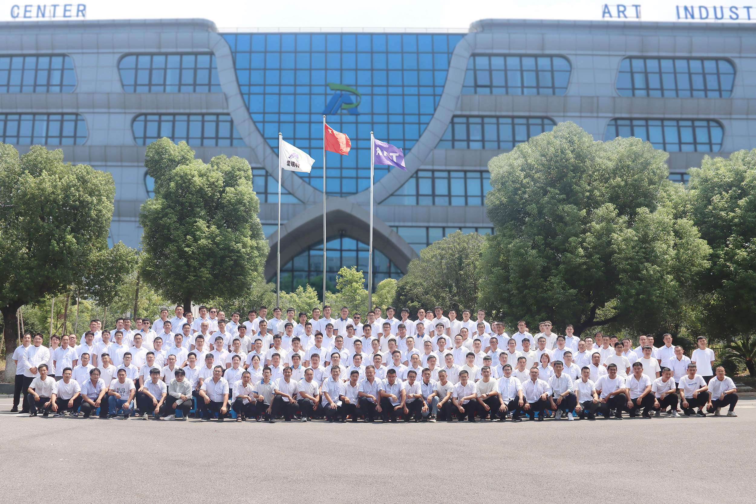 勇者無(wú)畏 行者無(wú)疆 | 2023年年中營(yíng)銷全員大會(huì)隆重召開(kāi)